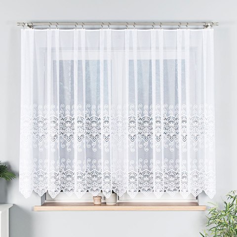 Firanka biała żakardowa pasowa wys. 150cm 018495 Firanka biała żakardowa pasowa wys. 150cm 018495
