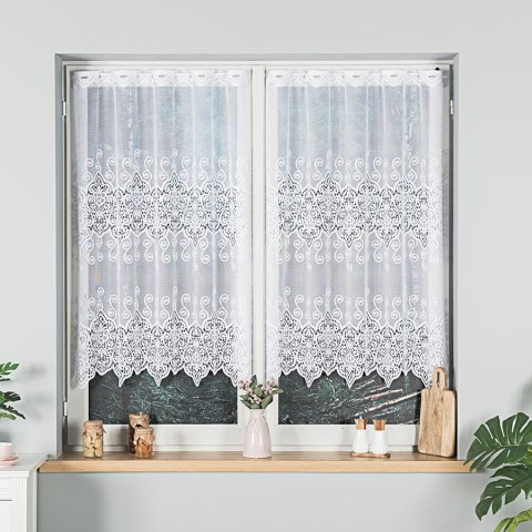 Firanka żakardowa ze wzorem pasowym, wys.120cm, kolor biały 018495 Firanka żakardowa ze wzorem pasowym, wys.120cm, kolor biały 018495