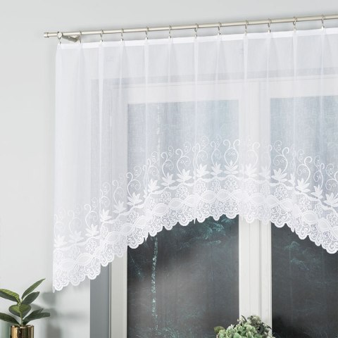 JOWITA Firanka żakardowa gotowa za wzorem pasowym, 120x250cm, kolor biały 018960 JOWITA Firanka żakardowa gotowa za wzorem pasowym, 120x250cm, kolor biały 018960