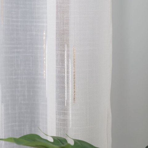 Firanka fantazyjna ze wzorem po całości z ołowianką, wys.305, kolor biały ze złotym 024960/OLO/004/000305/1 Firanka fantazyjna ze wzorem po całości z ołowianką, wys.305, kolor biały ze złotym 024960/OLO/004/000305/1
