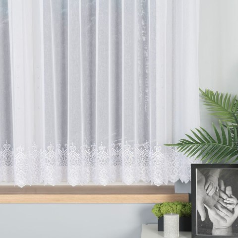 Firanka haftowana ze wzorem na samym dole, wys. 160cm, kolor biały 008240/768/001/000160/1 Firanka haftowana ze wzorem na samym dole, wys. 160cm, kolor biały 008240/768/001/000160/1