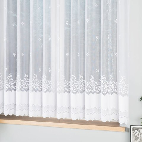 Firanka żakardowa ze wzorem po całości, wys. 160cm, kolor biały 023419/000/001/000160/1 Firanka żakardowa ze wzorem po całości, wys. 160cm, kolor biały 023419/000/001/000160/1