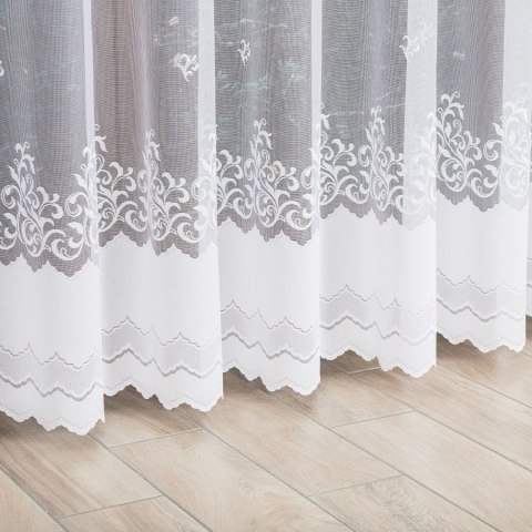 Firanka żakardowa ze wzorem po całości, wys. 250cm, kolor biały 023419/000/001/000250/1 Firanka żakardowa ze wzorem po całości, wys. 250cm, kolor biały 023419/000/001/000250/1