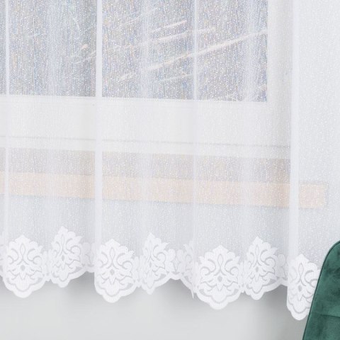 Firanka żakardowa ze wzorem na samym dole, wys. 180cm, kolor biały 023405/000/001/000180/1 Firanka żakardowa ze wzorem na samym dole, wys. 180cm, kolor biały 023405/000/001/000180/1