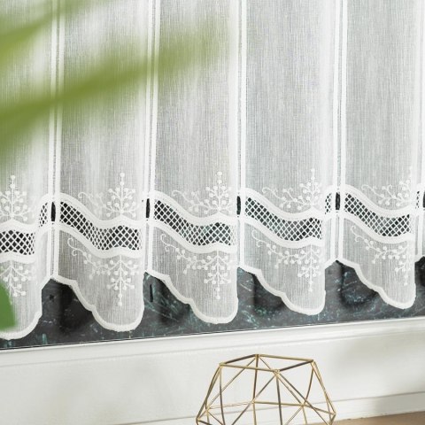 Zazdrostka haftowana panelowa ze wzorem na samym dole, wys. 60cm, kolor naturalny 044716/000/011/000060/1 Zazdrostka haftowana panelowa ze wzorem na samym dole, wys. 60cm, kolor naturalny 044716/000/011/000060/1
