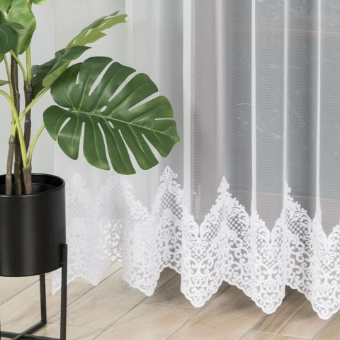 Firanka haftowana ze wzorem na samym dole, wys. 280cm, kolor biały 241736/885/001/000280/1 Firanka haftowana ze wzorem na samym dole, wys. 280cm, kolor biały 241736/885/001/000280/1