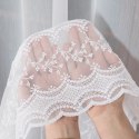 Firanka haftowana ze wzorem pasowym, wys. 280cm, kolor biały z błyskiem 082936/768/001/000280/1