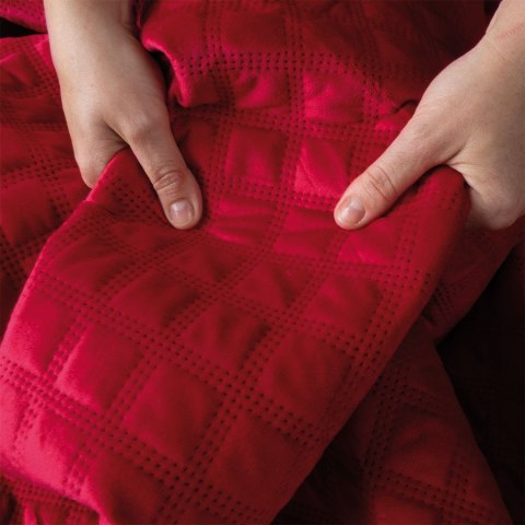 VELVI Narzuta dekoracyjna, 170x210cm, kolor 043 czerwony VELVI0/NAP/043/170210/1 VELVI Narzuta dekoracyjna, 170x210cm, kolor 043 czerwony VELVI0/NAP/043/170210/1