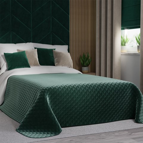 VELVI Narzuta dekoracyjna, 220x240cm, kolor 012 szmaragdowy zielony VELVI0/NAP/012/220240/1 VELVI Narzuta dekoracyjna, 220x240cm, kolor 012 szmaragdowy zielony VELVI0/NAP/012/220240/1