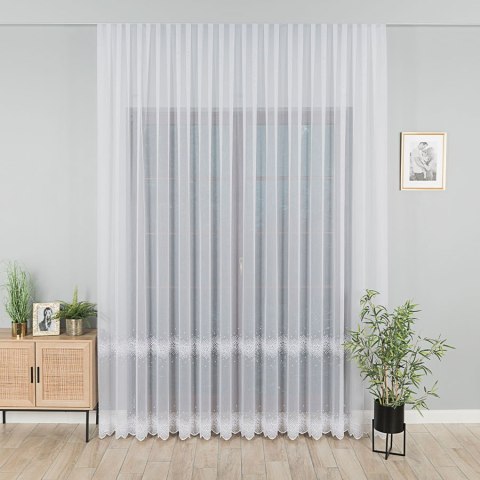 Firanka haftowana ze wzorem pasowym, wys. 280cm, kolor biały 112853/000/001/000280/1 Firanka haftowana ze wzorem pasowym, wys. 280cm, kolor biały 112853/000/001/000280/1