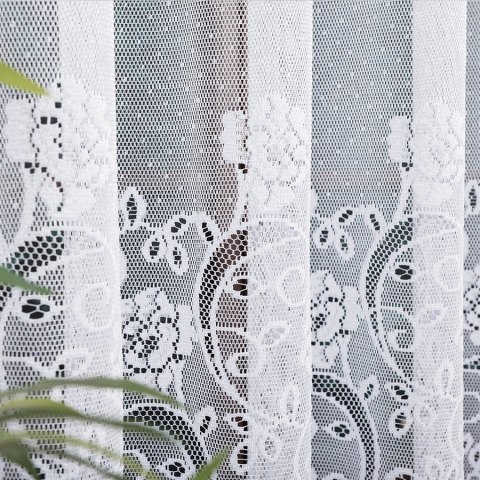 Firanka żakardowa ze wzorem pasowym, wys. 250cm, kolor biały 638085/000/001/000250/1 Firanka żakardowa ze wzorem pasowym, wys. 250cm, kolor biały 638085/000/001/000250/1