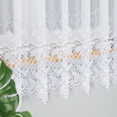 Firanka z aplikacją, pasowa na markizecie, wys. 180cm, kolor biały 122795/433/001/000180/1 Firanka z aplikacją, pasowa na markizecie, wys. 180cm, kolor biały 122795/433/001/000180/1