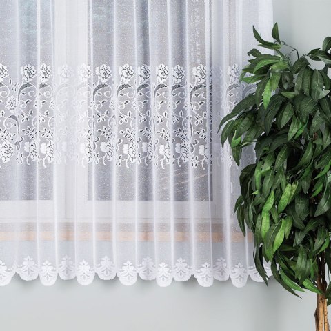 Firanka żakardowa ze wzorem pasowym, wys. 180cm, kolor biały 638085/000/001/000180/1 Firanka żakardowa ze wzorem pasowym, wys. 180cm, kolor biały 638085/000/001/000180/1