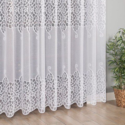 Firanka żakardowa ze wzorem pasowym, wys. 250cm, kolor biały 355000/000/001/000250/1 Firanka żakardowa ze wzorem pasowym, wys. 250cm, kolor biały 355000/000/001/000250/1