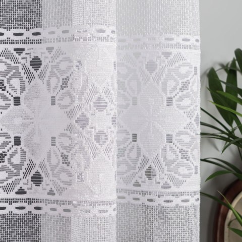 Firanka żakardowa ze wzorem pasowym, wys. 300cm, kolor biały 358700/000/001/000300/1 Firanka żakardowa ze wzorem pasowym, wys. 300cm, kolor biały 358700/000/001/000300/1