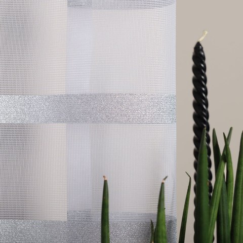 HALINA Firanka żakardowa gotowa, 250x300cm, kolor biały ze srebrnym lurexem 000383/FBP/003/300250/1 HALINA Firanka żakardowa gotowa, 250x300cm, kolor biały ze srebrnym lurexem 000383/FBP/003/300250/1