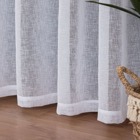 Firana gotowa na przelotkach, 140x250 cm, kolor biały 400009/FGP/001/140250/1 Firana gotowa na przelotkach, 140x250 cm, kolor biały 400009/FGP/001/140250/1