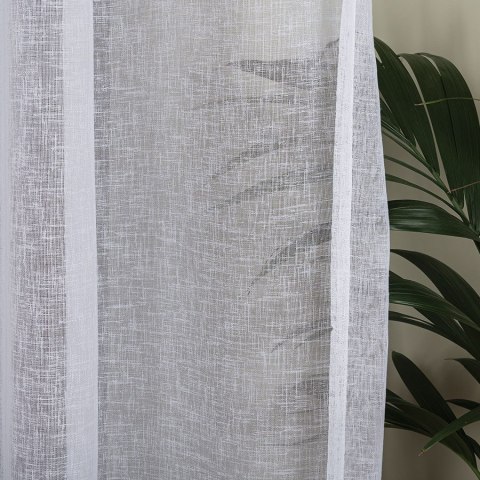 Firana gotowa na przelotkach, 140x250 cm, kolor biały 400009/FGP/001/140250/1 Firana gotowa na przelotkach, 140x250 cm, kolor biały 400009/FGP/001/140250/1