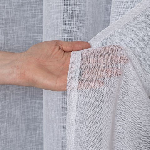 Firana gotowa na przelotkach, 300x250 cm, kolor biały 400009/FGP/001/300250/1 Firana gotowa na przelotkach, 300x250 cm, kolor biały 400009/FGP/001/300250/1