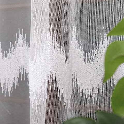 Firanka haftowana ze wzorem pasowym, wys. 280cm, kolor biały 127391/885/001/000280/1 Firanka haftowana ze wzorem pasowym, wys. 280cm, kolor biały 127391/885/001/000280/1