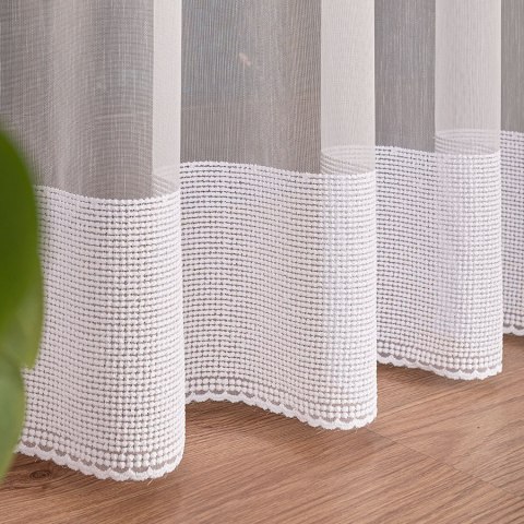 Firanka haftowana ze wzorem pasowym, wys. 280cm, kolor biały 083432/768/001/000280/1 Firanka haftowana ze wzorem pasowym, wys. 280cm, kolor biały 083432/768/001/000280/1