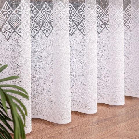 Firanka żakardowa pasowa, wys. 250cm, kolor biały 107292/000/001/000250/1 Firanka żakardowa pasowa, wys. 250cm, kolor biały 107292/000/001/000250/1