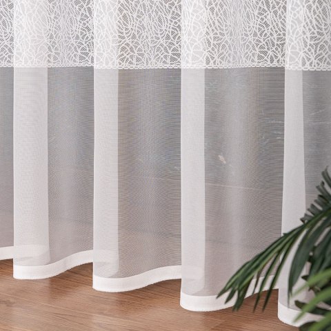 Firanka żakardowa, pasowa, wys. 250cm, kolor biały 054526/000/001/000250/1 Firanka żakardowa, pasowa, wys. 250cm, kolor biały 054526/000/001/000250/1