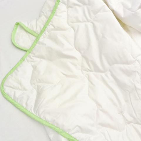Komplet całoroczny Bebaby Bamboo kołdra 90x120 + poduszka 40x60 Komplet całoroczny Bebaby Bamboo kołdra 90x120 + poduszka 40x60