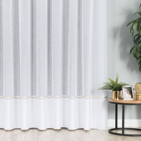 Firanka fantazyjna ze wzorem na samym dole z ołowianką, wys. 330cm, kolor 003 biały ze złotym pasem 000641/000/003/000330/1 Firanka fantazyjna ze wzorem na samym dole z ołowianką, wys. 330cm, kolor 003 biały ze złotym pasem 000641/000/003/000330/1