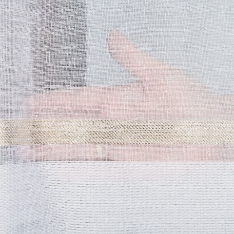 Firanka fantazyjna ze wzorem na samym dole z ołowianką, wys. 330cm, kolor 003 biały ze złotym pasem 000641/000/003/000330/1 Firanka fantazyjna ze wzorem na samym dole z ołowianką, wys. 330cm, kolor 003 biały ze złotym pasem 000641/000/003/000330/1