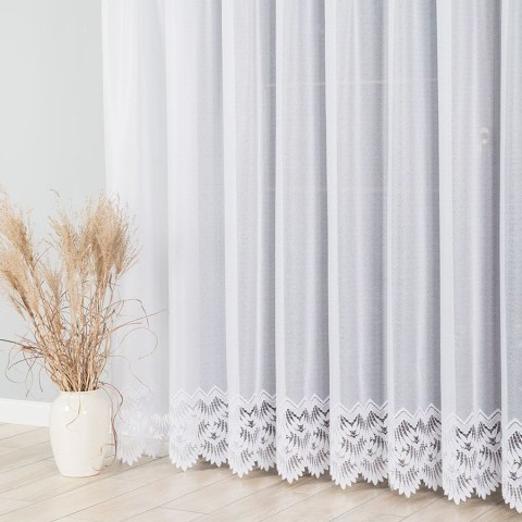 FELICJA Firanka żakardowa ze wzorem na samym dole, wys. 250cm, kolor biały 018989/000/001/000250/1 FELICJA Firanka żakardowa ze wzorem na samym dole, wys. 250cm, kolor biały 018989/000/001/000250/1