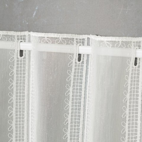 Zazdrostka haftowana panelowa, wys. 40cm, kolor 012 kremowy 017499/000/012/000040/1 Zazdrostka haftowana panelowa, wys. 40cm, kolor 012 kremowy 017499/000/012/000040/1