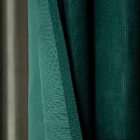 MILAS SOFT Zasłona gotowa na przelotkach, 250x140cm, kolor 789 butelkowa zieleń MILAS1/ZGP/789/140250/1 MILAS SOFT Zasłona gotowa na przelotkach, 250x140cm, kolor 789 butelkowa zieleń MILAS1/ZGP/789/140250/1