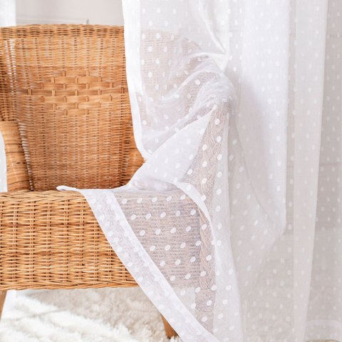 Firana gotowa na taśmie, szerokość 300c x wysokość 250cm, kolor biały 424091/FGT/001/300250/1 Firana gotowa na taśmie, szerokość 300c x wysokość 250cm, kolor biały 424091/FGT/001/300250/1