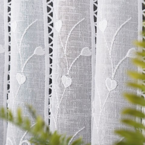 Zazdrostka haftowana panelowa na batyście, wys. 75cm, kolor biały 015552/420/001/000075/1