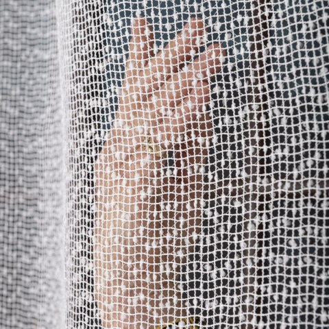 Firanka fantazyjna siatka z puszystymi przeszyciami, wys. 280cm, kolor biały 006050/000/001/000280/1