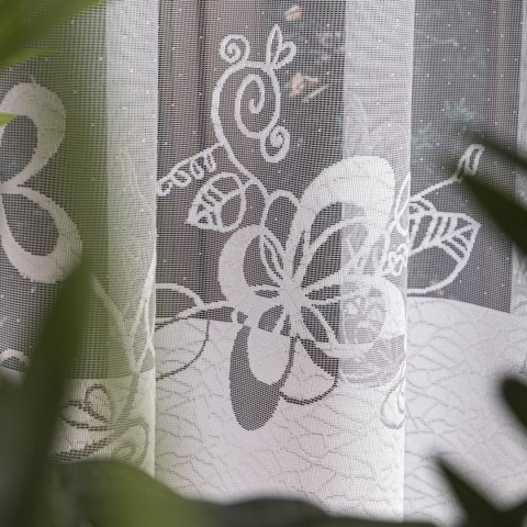 Firanka żakardowa ze wzorem na samym dole, wys. 155cm, kolor biały 107199/000/001/000155/1