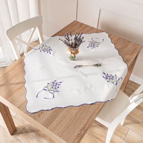 LAWENDOWA POLANA Serweta z haftem, 85x85cm, kolor biały 291771/KSP/001/085085/1 LAWENDOWA POLANA Serweta z haftem, 85x85cm, kolor biały 291771/KSP/001/085085/1
