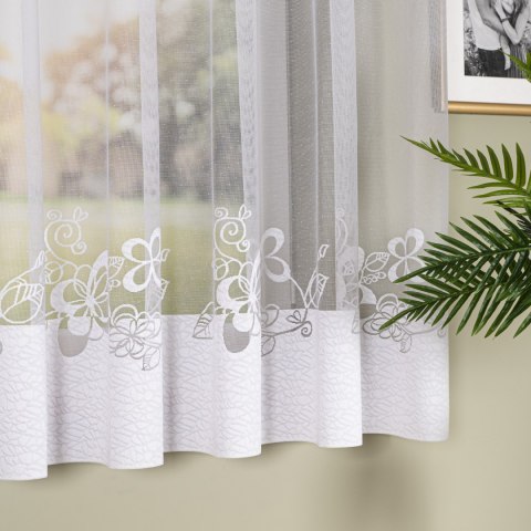 Firanka żakardowa ze wzorem na samym dole, wys. 175cm, kolor biały 107199/000/001/000175/1