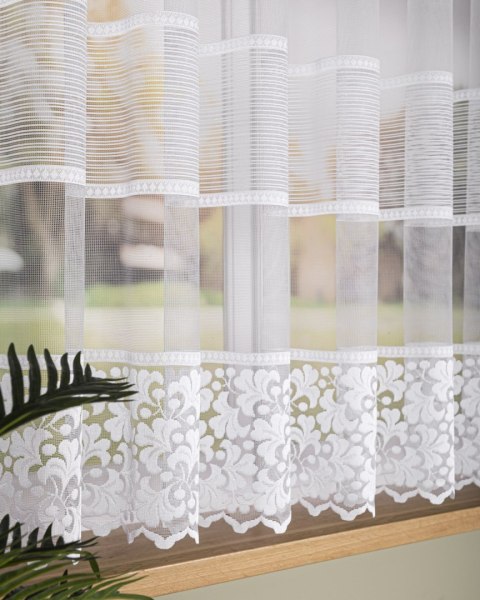 Firanka żakardowa ze wzorem po całości, wys. 160cm, kolor biały 017563/000/001/000160/1