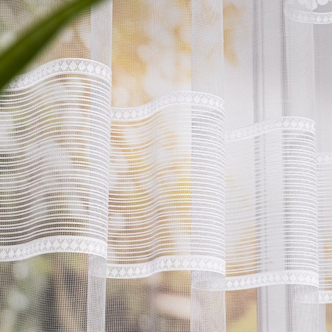 Firanka żakardowa ze wzorem po całości, wys. 160cm, kolor biały 017563/000/001/000160/1