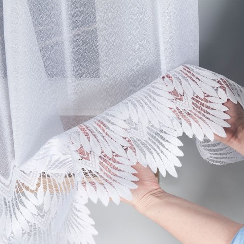 Firanka żakardowa ze wzorem na samym dole, wys. 130cm, kolor biały 018989/000/001/000130/1